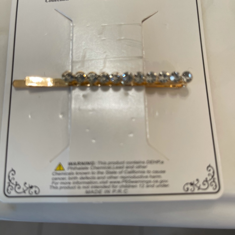 Beautiful Faux Diamonds hair pin